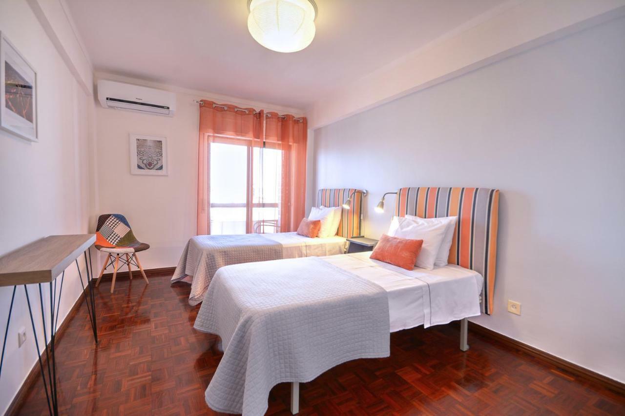 In Faro With Sea View Apartment Bagian luar foto